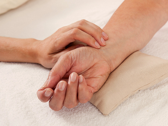 О чем может свидетельствовать учащенный или пониженный пульс при беременности?