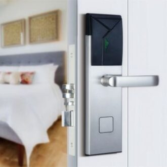 Как обеспечить безопасность квартиры для аренды: выбираем надежные замки