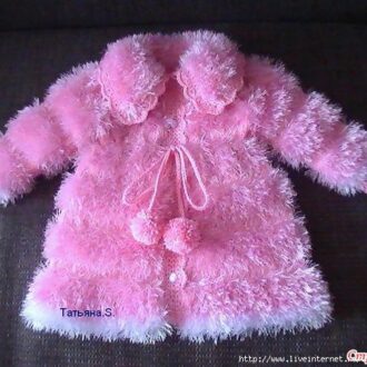 ПАЛЬТО ИЗ ТРАВКИ ДЛЯ ДЕВОЧКИ