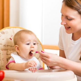 Какое мясное пюре для первого прикорма выбрать грудному ребенку в домашних условиях?