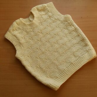 Как вязать безрукавки для детей: варианты для начинающих
