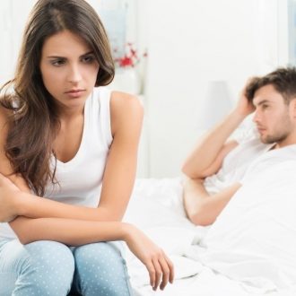 Что делать, если парень охладел: советы психологов