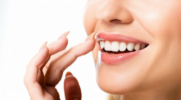 Виды съемных зубных протезов