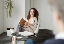 Погрузитесь в мир психологии: обучайтесь онлайн в удобное время