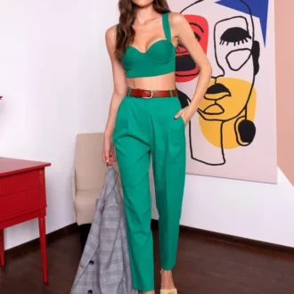 Брюки и брючные костюмы для дам