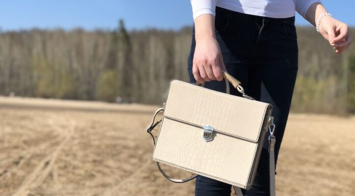 Деловые сумки: какими могут быть, основные их особенности, какие материалы применяются и чего стоит избегать при выборе сумки