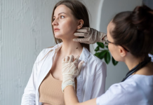 Как получить помощь дерматолога?