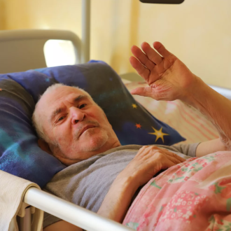 Дом престарелых для лежачих больных: что это такое и зачем он нужен