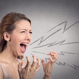 Как бороться со злостью и агрессией не выплёскивая их на ребёнка и мужа