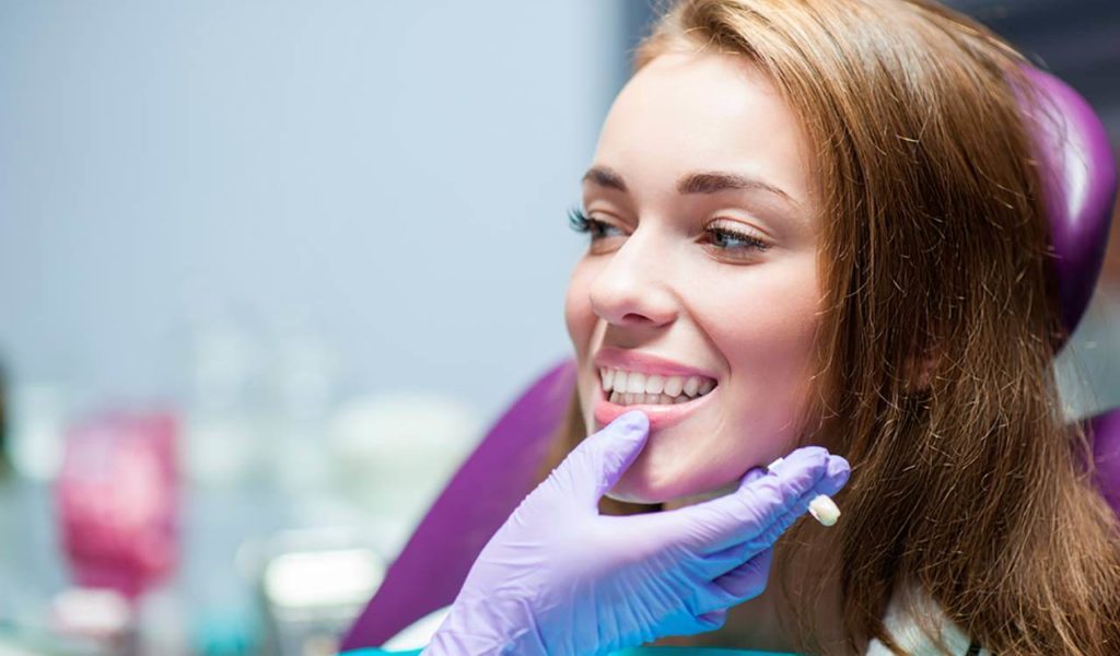 Отбеливание зубов спб купчино как дезинфицировать зубные щетки