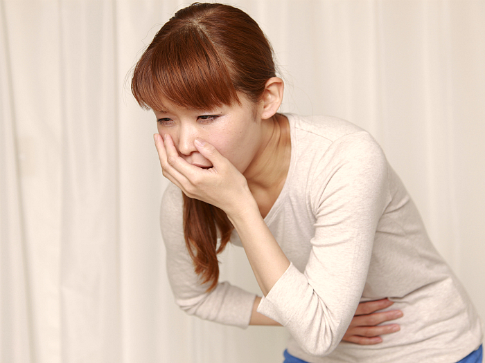 По каким причинам человека может тошнить, но не рвать?