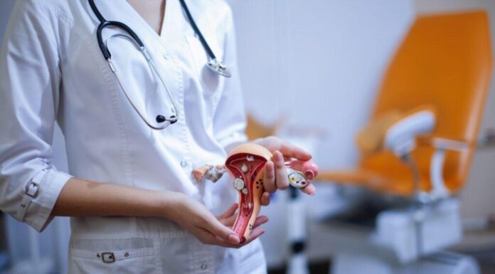 Когда стоит обращаться к гинекологу?