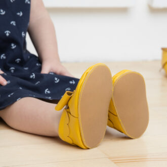 Правила по выбору детской обуви: главные особенности, рекомендации и достоинства для правильного ношения обуви детям