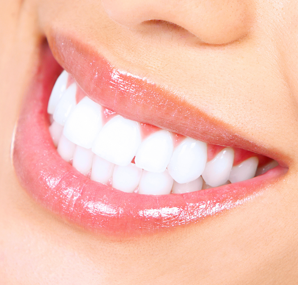 Зубное протезирование: что это за процедура, почему она так популярна