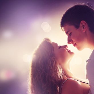 Как мы выбираем друг друга? Предназначение, случайность или осознанное решение?