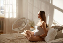 Беременность после лазерной коррекции зрения: безопасно ли это