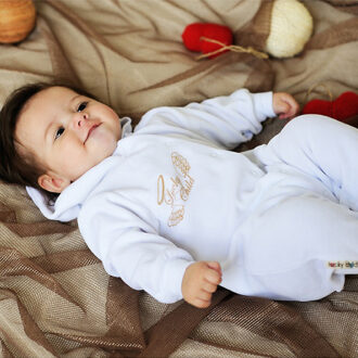 Велюровые комбинезоны для новорожденных – обеспечим здоровье малышу, Мода от