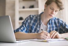 Онлайн-школа Умскул для подготовки к экзаменам: что это, особенности уроков, выбор предметов и плюсы данной школы