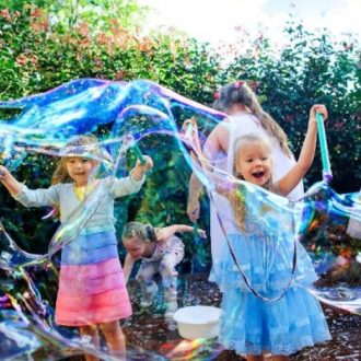 Шоу Мыльных Пузырей: Волшебство и Забав