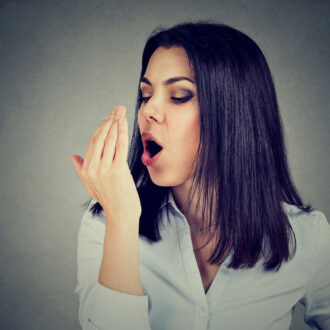 Причины плохого запаха изо рта