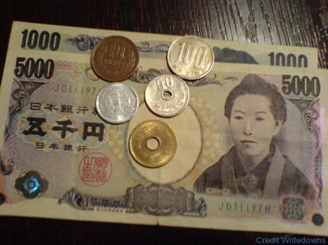 Какая валюта используется в Японии? 
