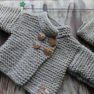 Какие детские вещи можно связать спицами?