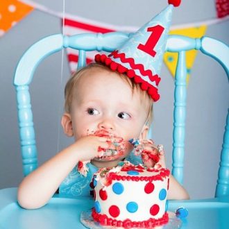 Как отметить первый день рождения ребенка?