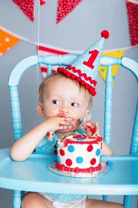 Как отметить первый день рождения ребенка?