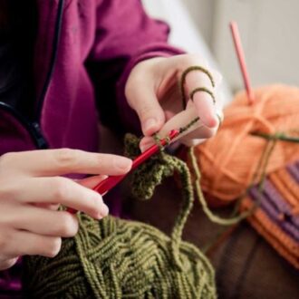 Как научиться вязать крючком — инструкция для новичка