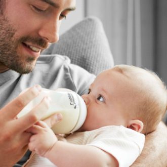 Как выбрать гипоаллергенные смеси для новорожденных?