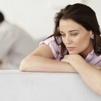 Что делать, если мужчина не ценит женщину? Важные шаги к приобретению уважения