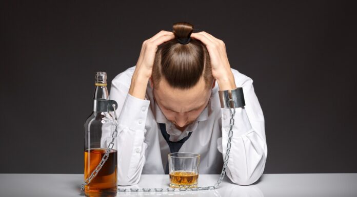 Капельница от запоя на дому: помощь в экстренных ситуациях