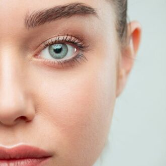 Сколько можно спать в ночных линзах