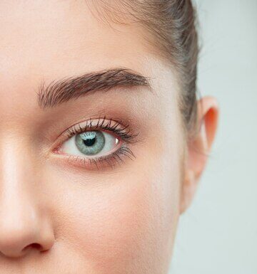 Сколько можно спать в ночных линзах