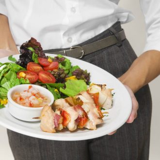 Где лучше заказать доставку еды и продуктов в Днепре?