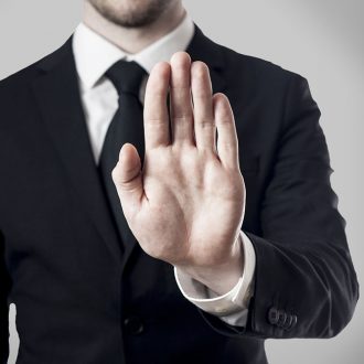 20 манер языка тела, от которых обязательно нужно избавиться