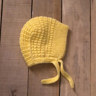Чепчик для новорожденного спицами — описание схемы вязания для начинающих