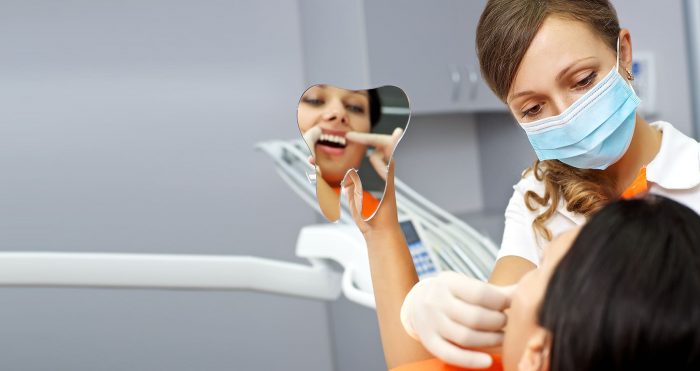 Современные методы глубокой очистки эмали зубов