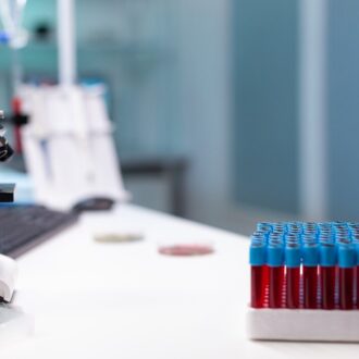 Медицинская лаборатория: роль, функции и оборудование