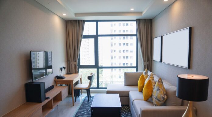 Хамовники: как купить двухкомнатную квартиру в самом центре Москвы