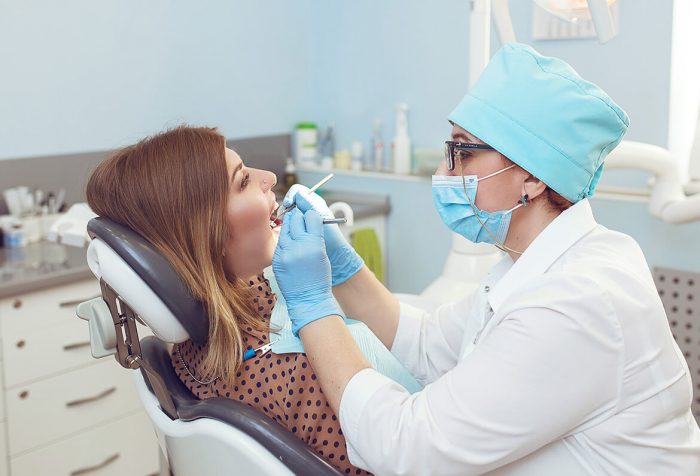 К каким докторам обратиться с болезнями полости рта?