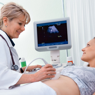 На каком сроке нужно вставать на учёт по беременности?