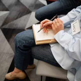 Помощь близкому: как справиться с алкогольной зависимостью