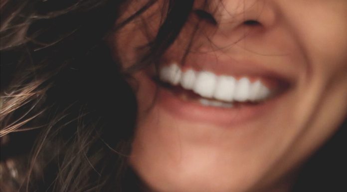 Методы исследования полости рта: Прицельный снимок зубов в стоматологии