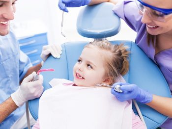 Зачем посещать ортодонта ребенку?