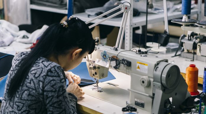 Разновидности промышленных швейных машин.