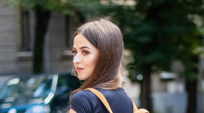 Женские сумки: какую сумку удобнее всего носить беременной, и что необходимо всегда иметь под рукой в этот период