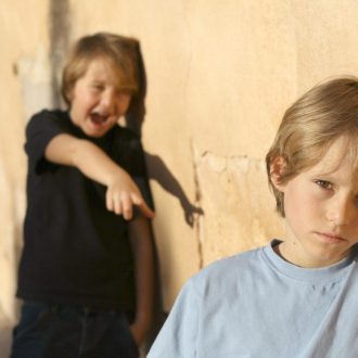 Как научить ребёнка постоять за себя?