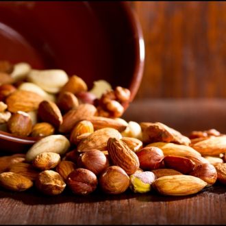 Какие орехи полезно есть при грудном вскармливании?