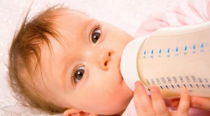 Что представляют собой безлактозные смеси для новорожденных?